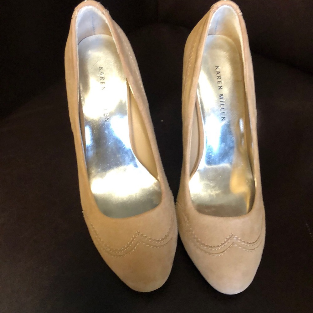 Karen Millen beige suede pumps